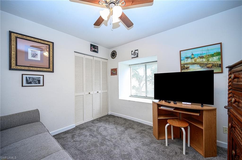 559 Beachwalk CIR # U204, NAPLES FL 34108-20