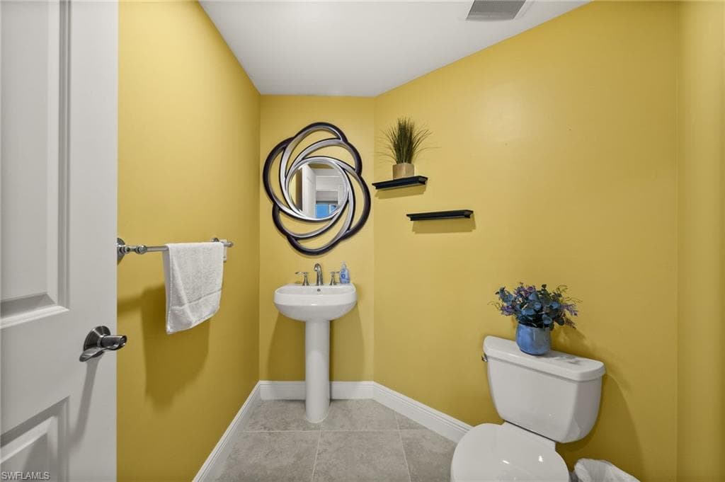 6061 Silver King BLVD # 906, CAPE CORAL FL 33914-27