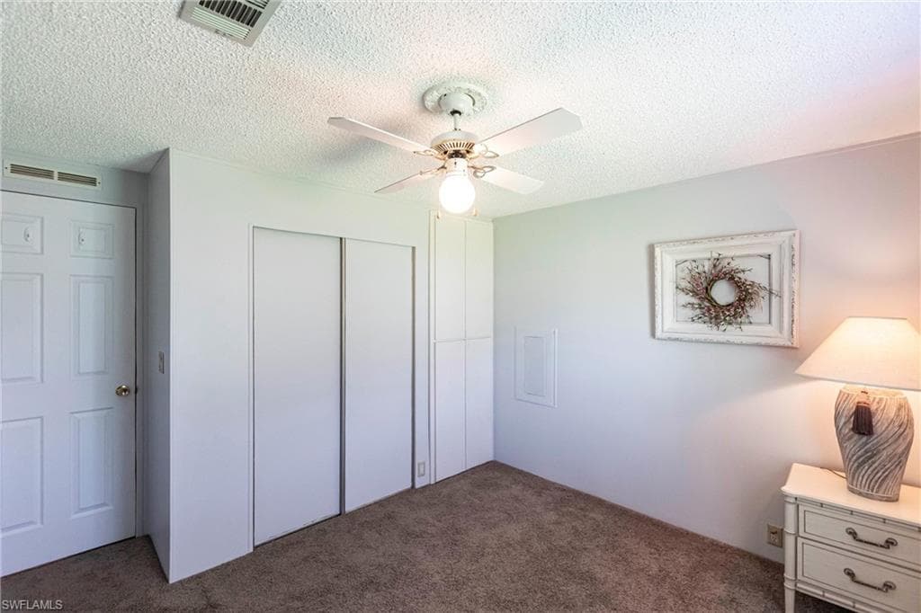 19631 Eagle Trace CT N, NORTH FORT MYERS FL 33903-21