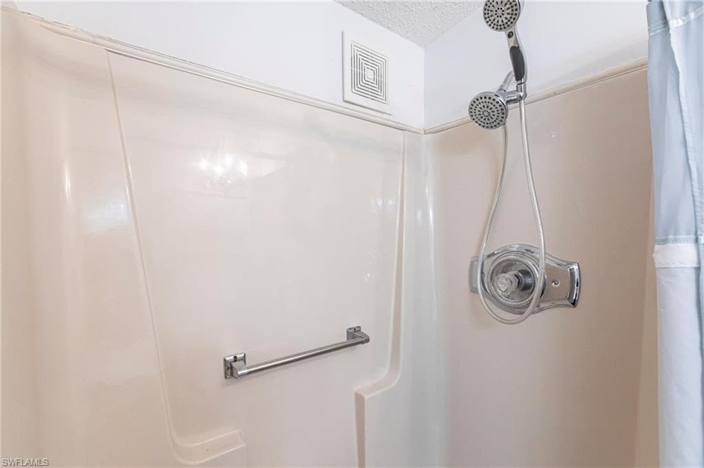 19631 Eagle Trace CT N, NORTH FORT MYERS FL 33903-19