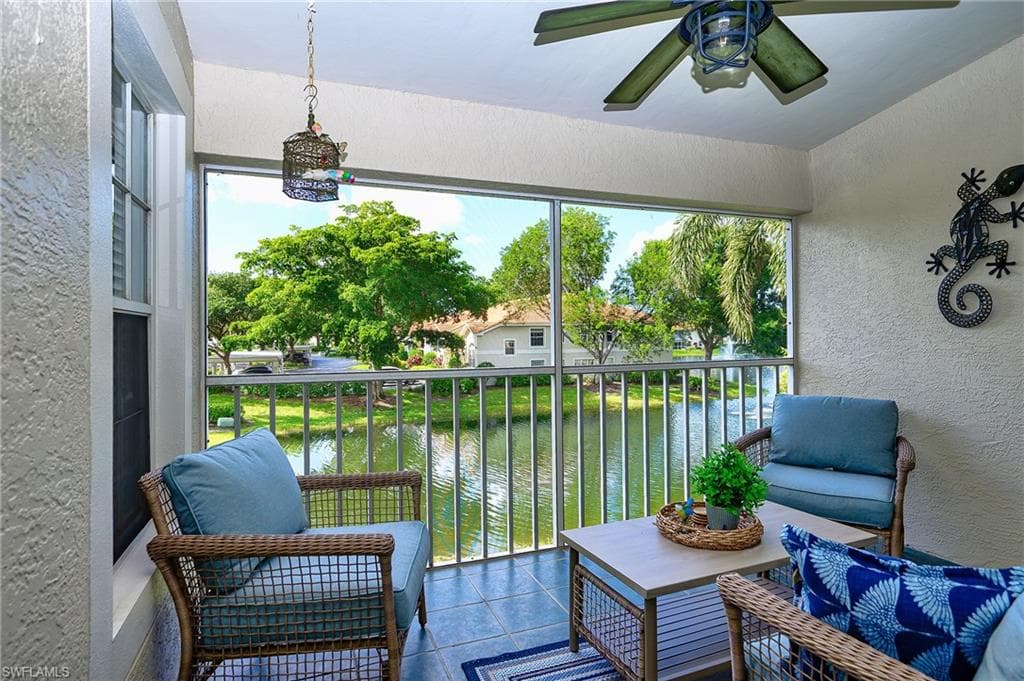 2460 Old Groves RD # E201, NAPLES FL 34109-24