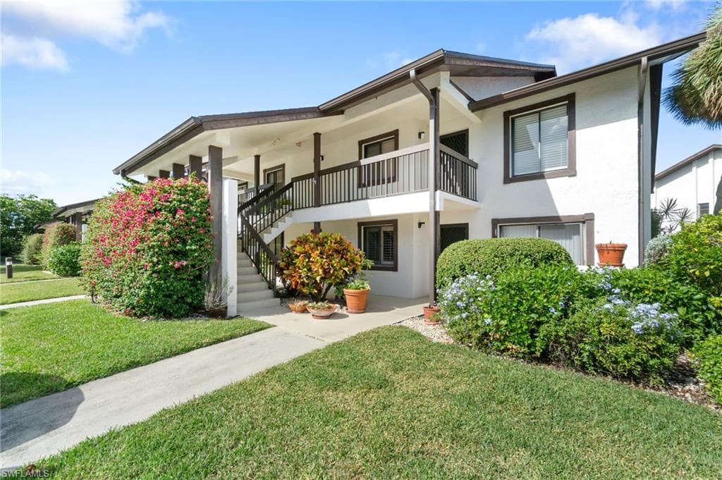 800 Misty Pines CIR # H205, NAPLES FL 34105-3