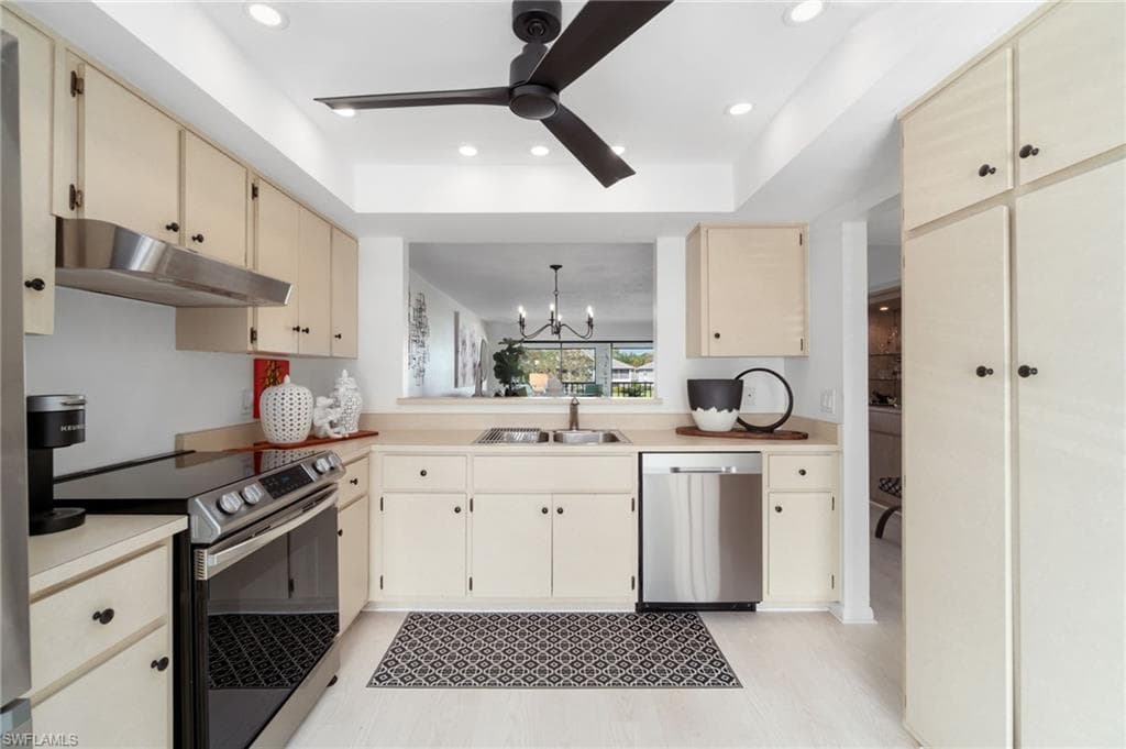 800 Misty Pines CIR # H205, NAPLES FL 34105-7