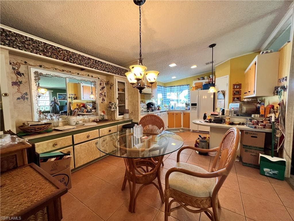 251 Loon LN, NAPLES FL 34114-26