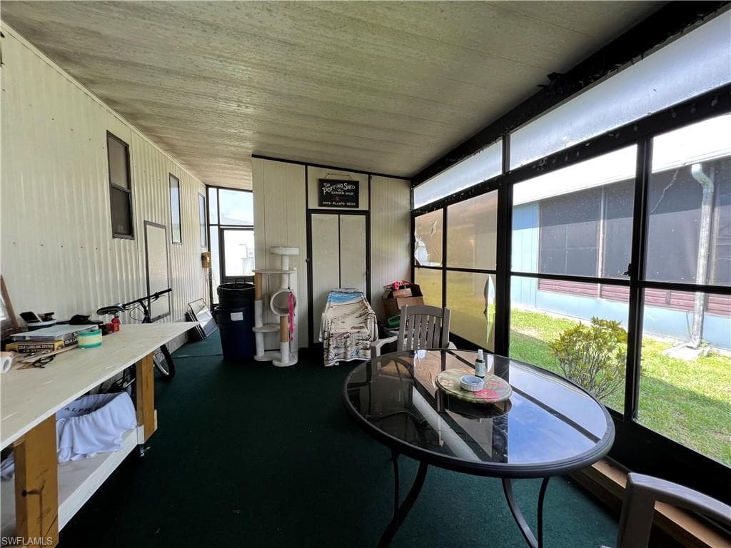 251 Loon LN, NAPLES FL 34114-19