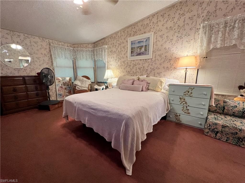 251 Loon LN, NAPLES FL 34114-14