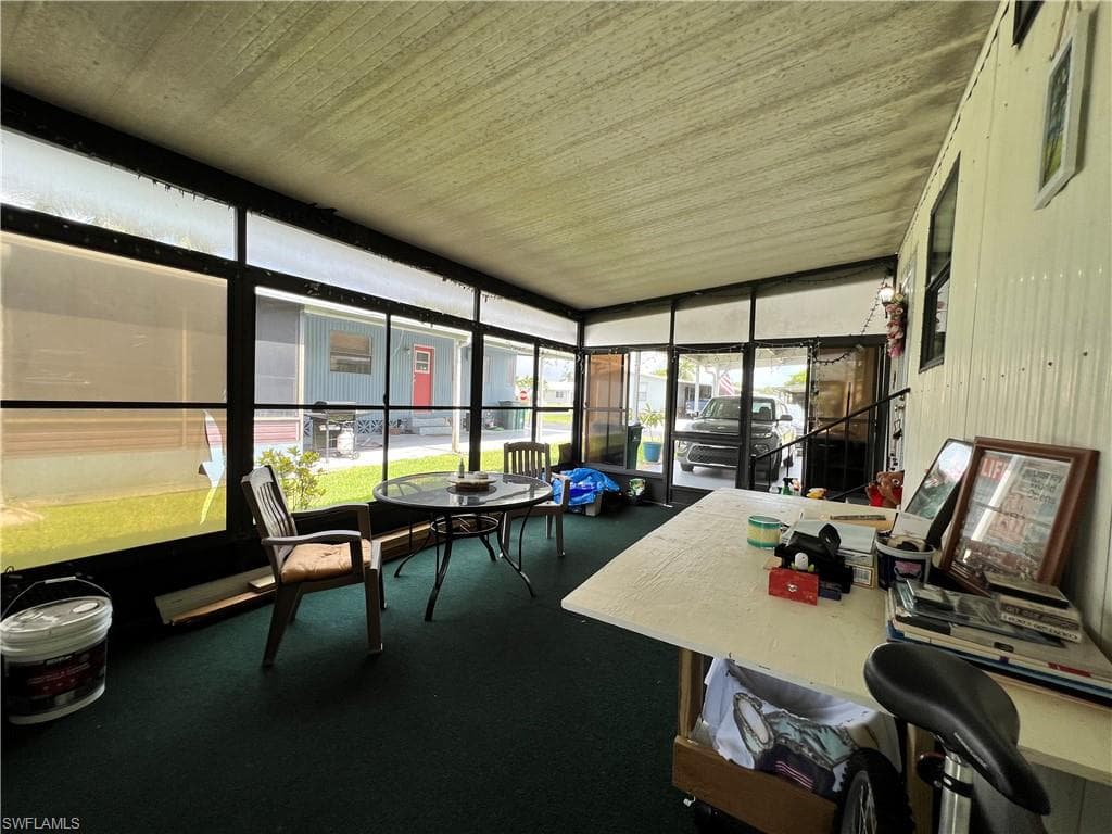 251 Loon LN, NAPLES FL 34114-20