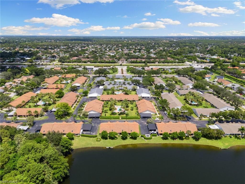 3346 Erick Lake DR # 2001, NAPLES FL 34109-41