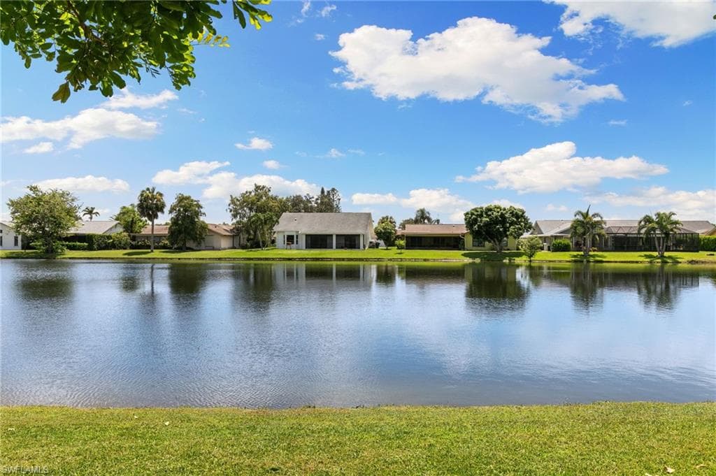 3346 Erick Lake DR # 2001, NAPLES FL 34109-28