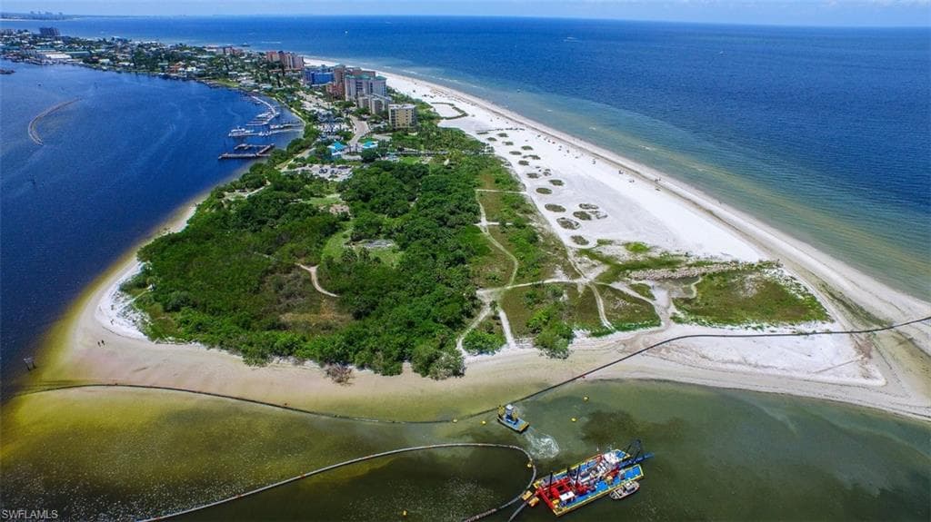 12208 Siesta DR, FORT MYERS BEACH FL 33931-32