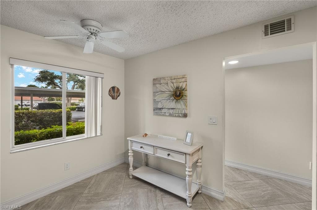 7025 Dennis CIR # G104, NAPLES FL 34104-15