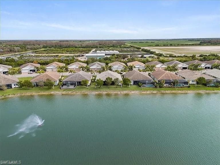 14672 Edgewater CIR, NAPLES FL 34114-26