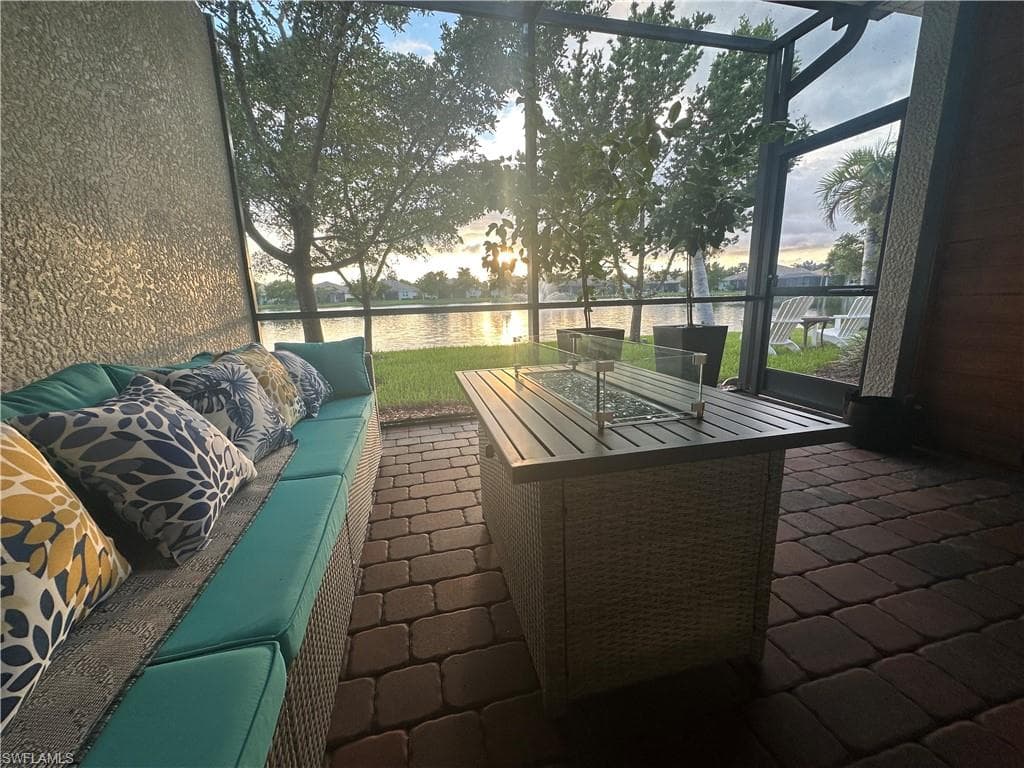 14672 Edgewater CIR, NAPLES FL 34114-21