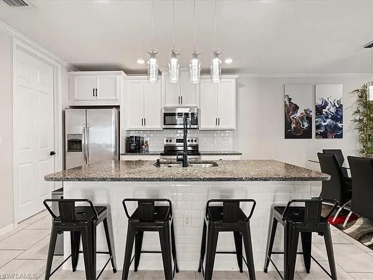 14672 Edgewater CIR, NAPLES FL 34114-6