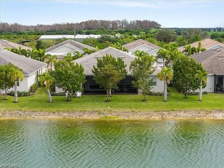 14672 Edgewater CIR, NAPLES FL 34114-27