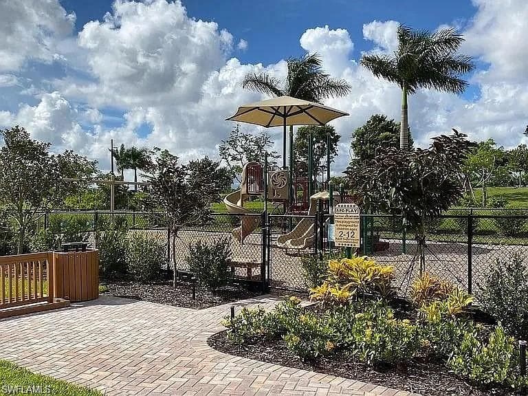 14672 Edgewater CIR, NAPLES FL 34114-30