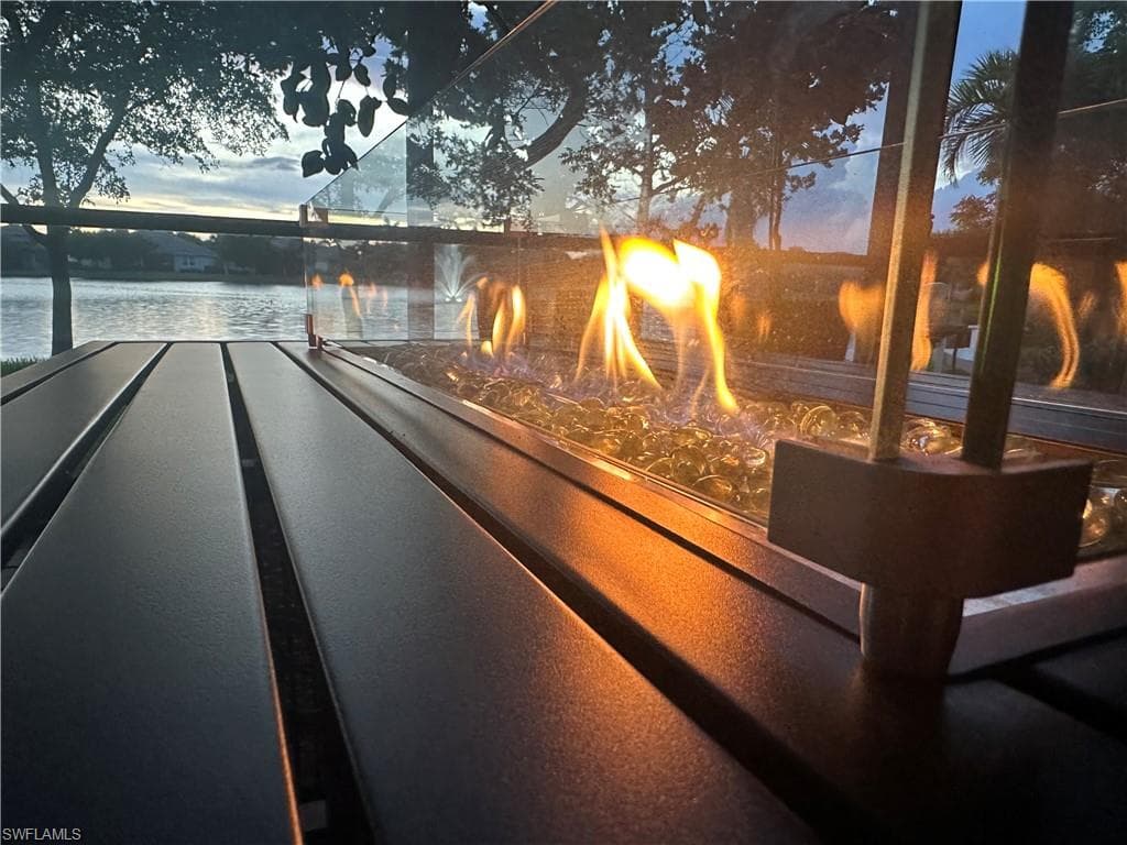 14672 Edgewater CIR, NAPLES FL 34114-24