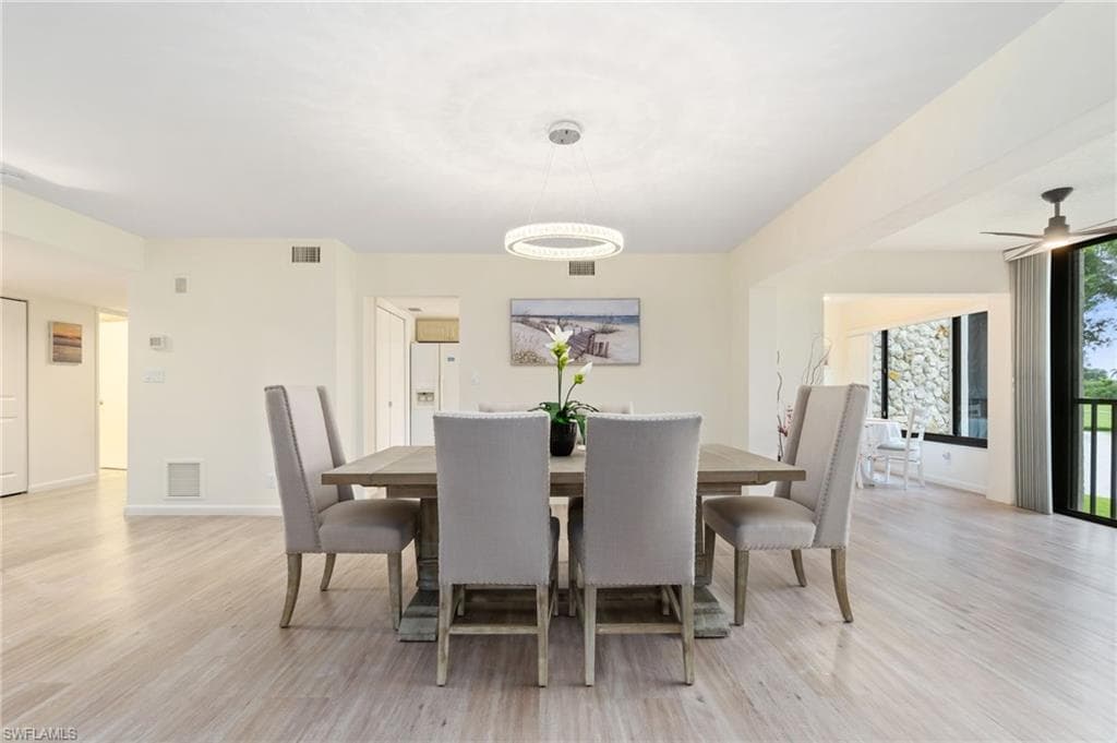 425 Wildwood LN # 425, NAPLES FL 34105-26