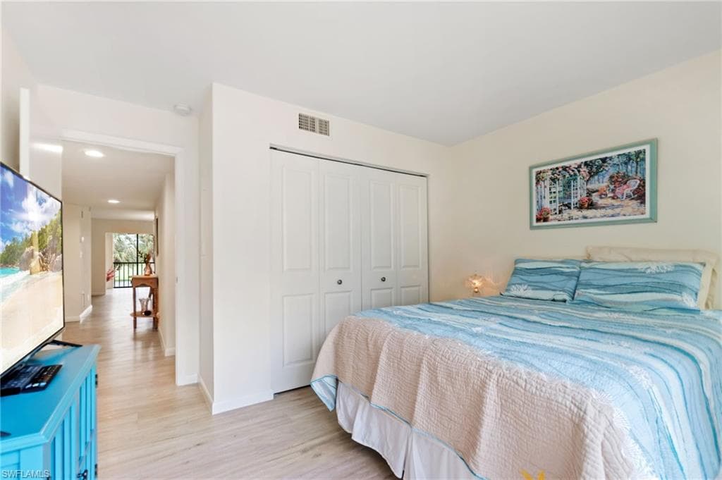 425 Wildwood LN # 425, NAPLES FL 34105-12