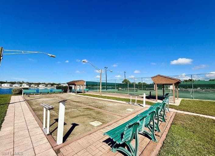 548 Cheetah DR, NAPLES FL 34114-35