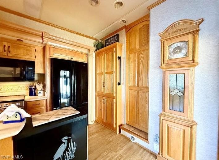 548 Cheetah DR, NAPLES FL 34114-20