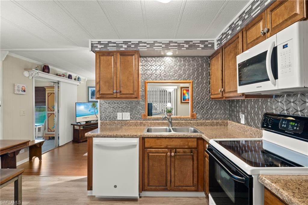 788 Roses LN, NORTH FORT MYERS FL 33917-4