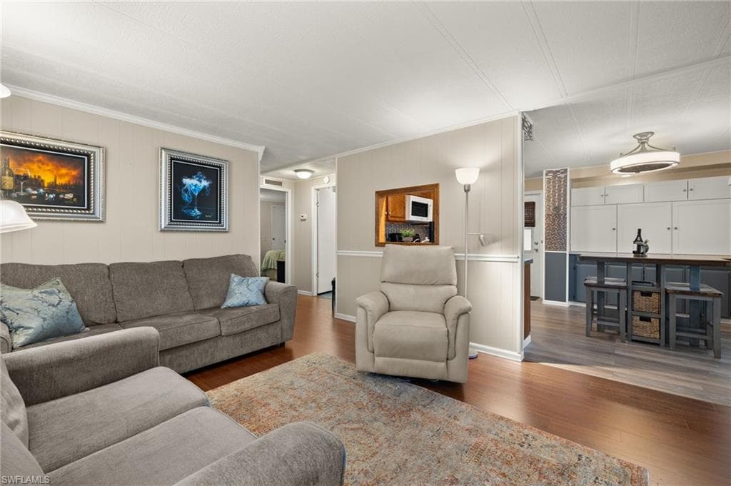 788 Roses LN, NORTH FORT MYERS FL 33917-10