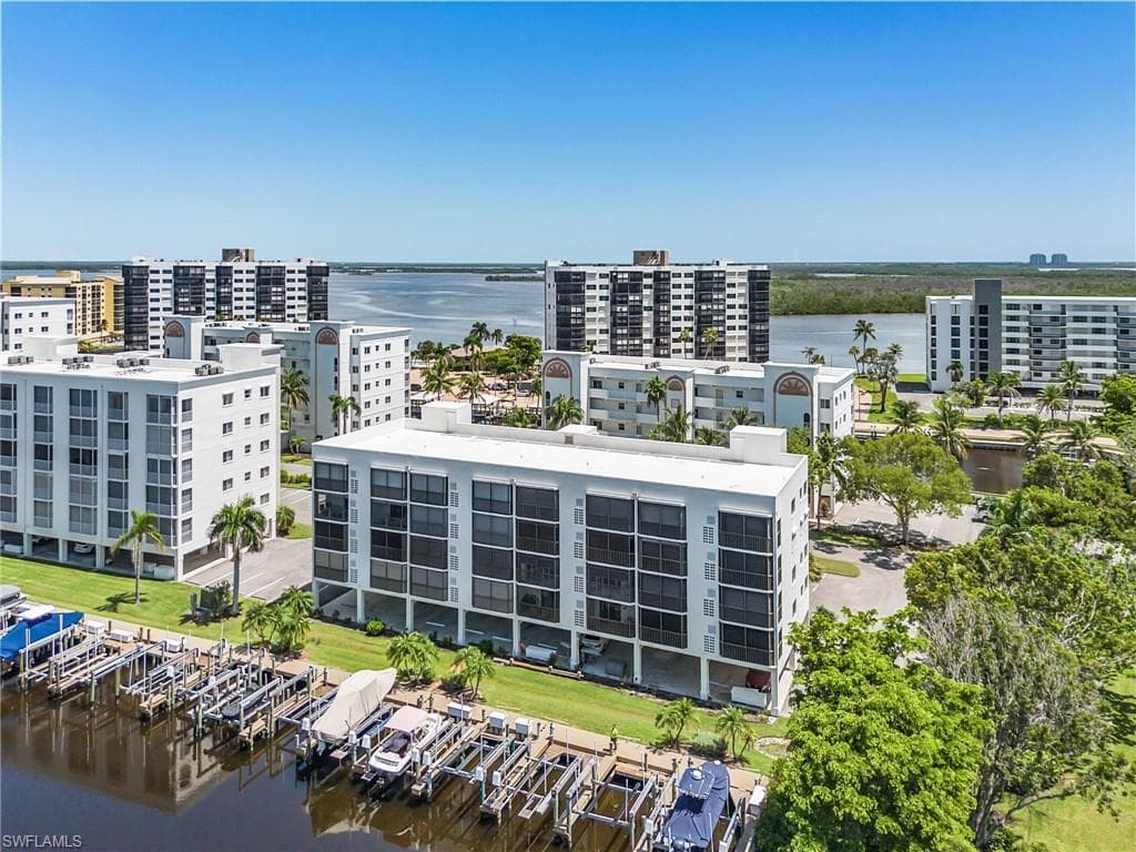 4371 Bay Beach LN # 212, FORT MYERS BEACH FL 33931-17