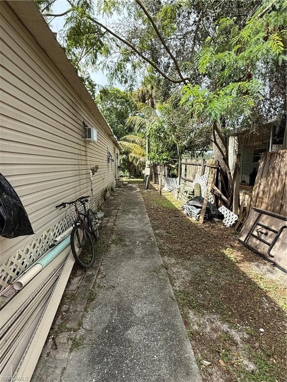 11051 Wagon TRL, BONITA SPRINGS FL 34135-2