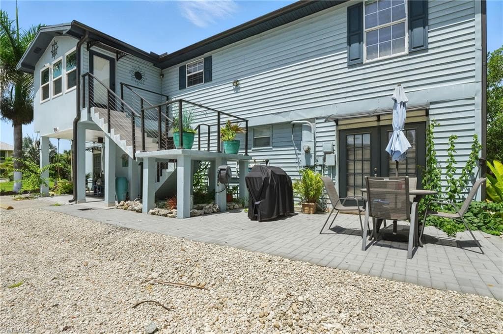 936 Panther Creek LN # 2, EVERGLADES CITY FL 34139-15