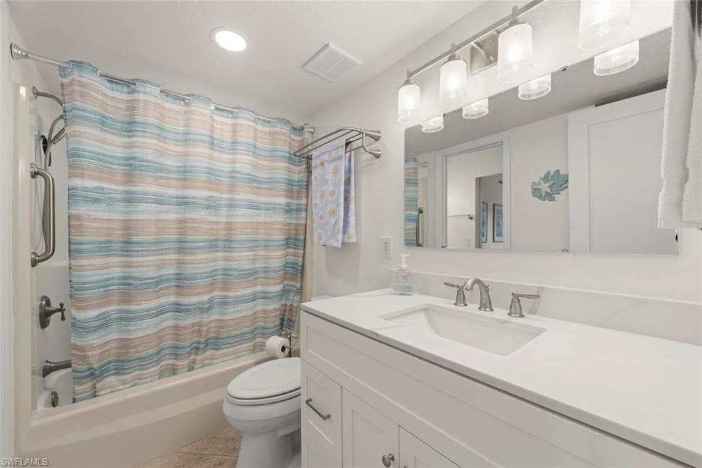 1250 Tennisplace CT # B24, SANIBEL FL 33957-21
