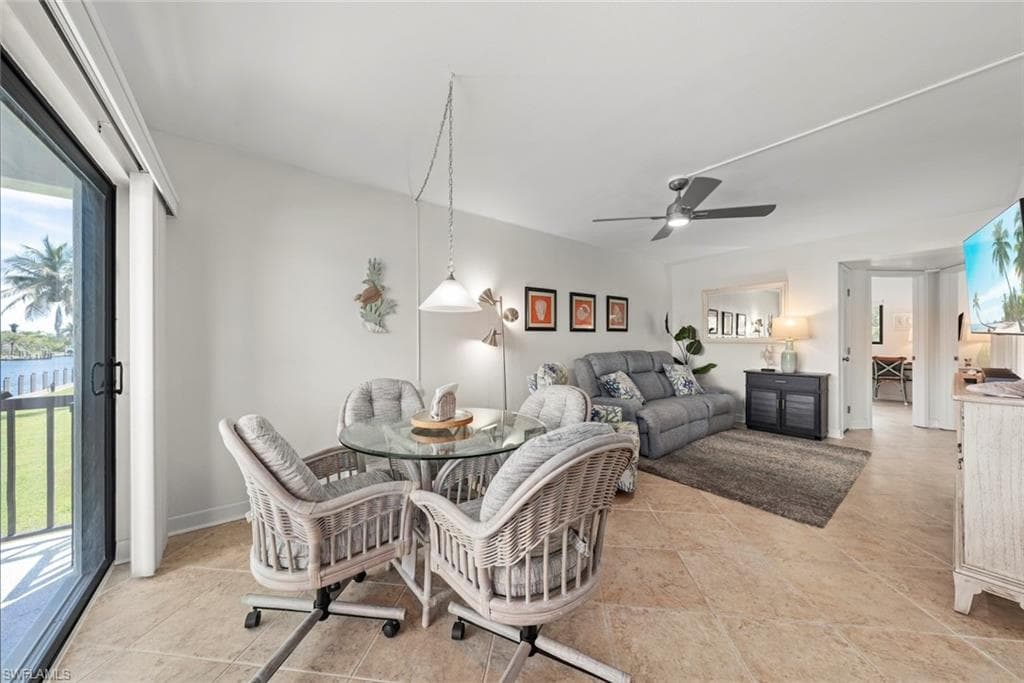 1250 Tennisplace CT # B24, SANIBEL FL 33957-6