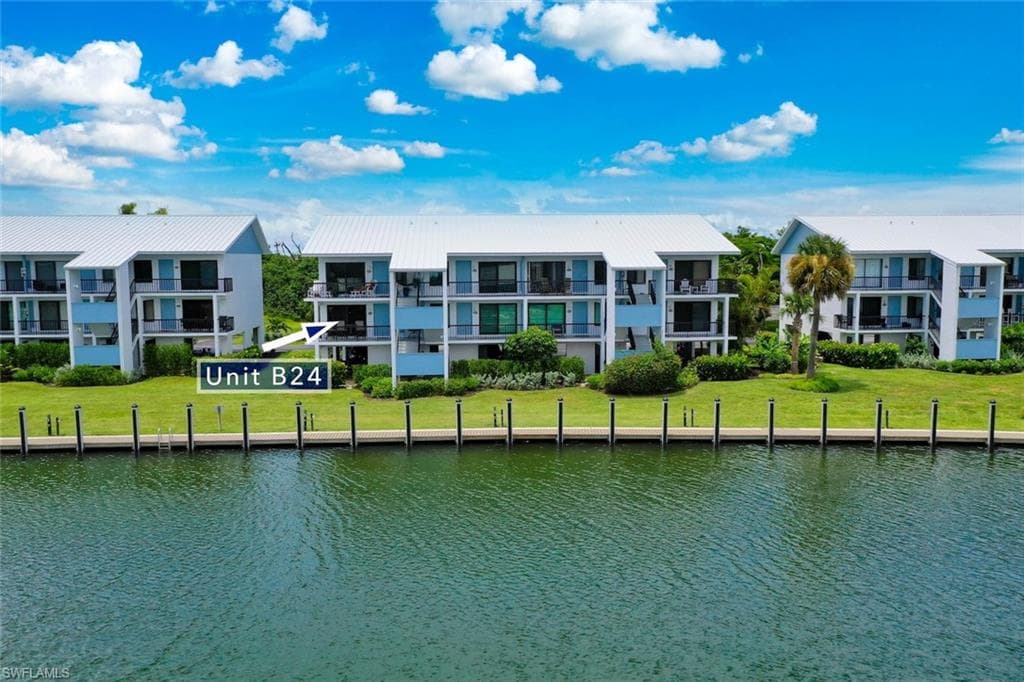 1250 Tennisplace CT # B24, SANIBEL FL 33957-31