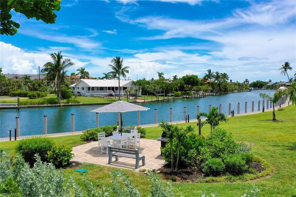 1250 Tennisplace CT # B24, SANIBEL FL 33957-33