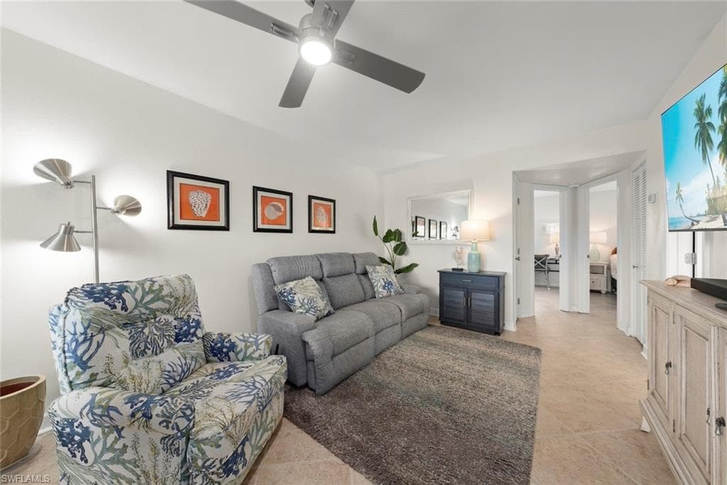 1250 Tennisplace CT # B24, SANIBEL FL 33957-13