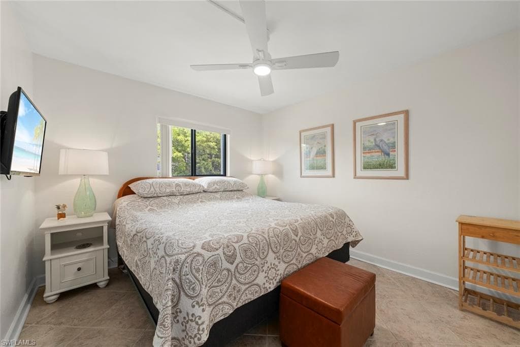 1250 Tennisplace CT # B24, SANIBEL FL 33957-17