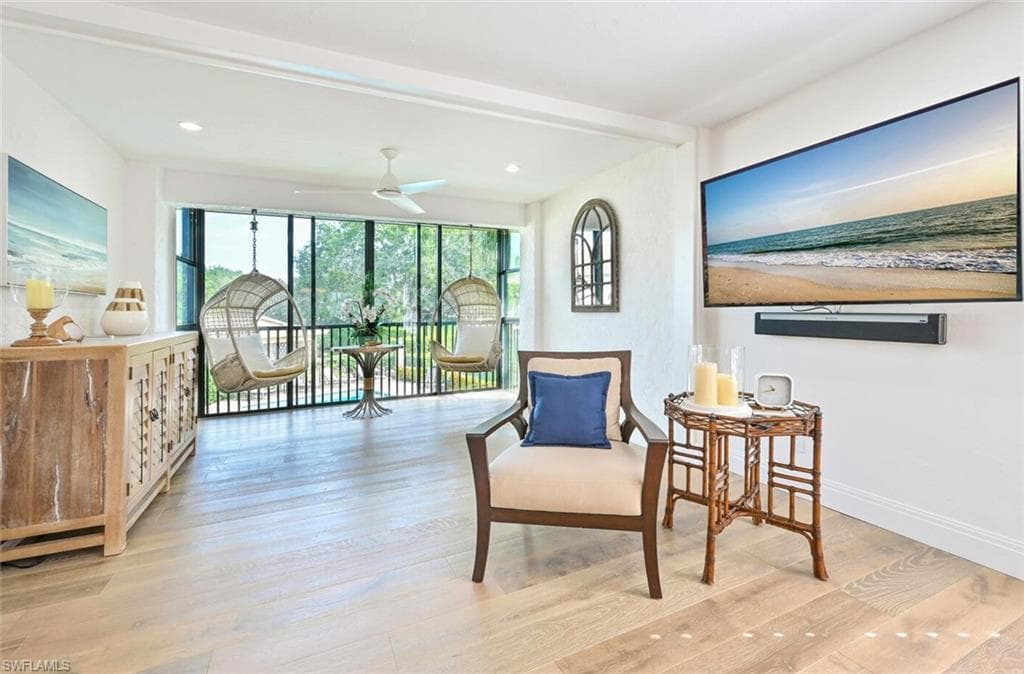 3105 Riviera DR # 201, NAPLES FL 34103-8