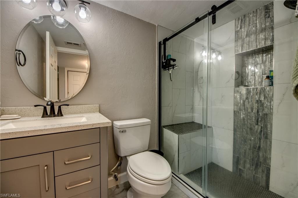 4260 SE 20th PL # 701, CAPE CORAL FL 33904-25