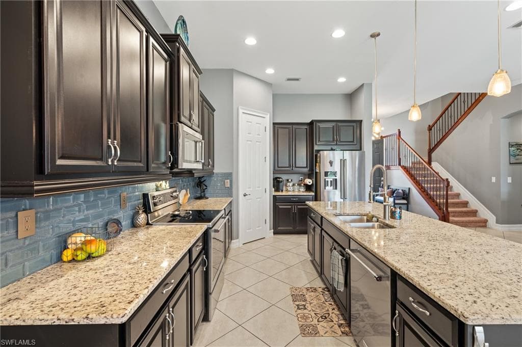 13110 Silver Thorn LOOP, NORTH FORT MYERS FL 33903-17