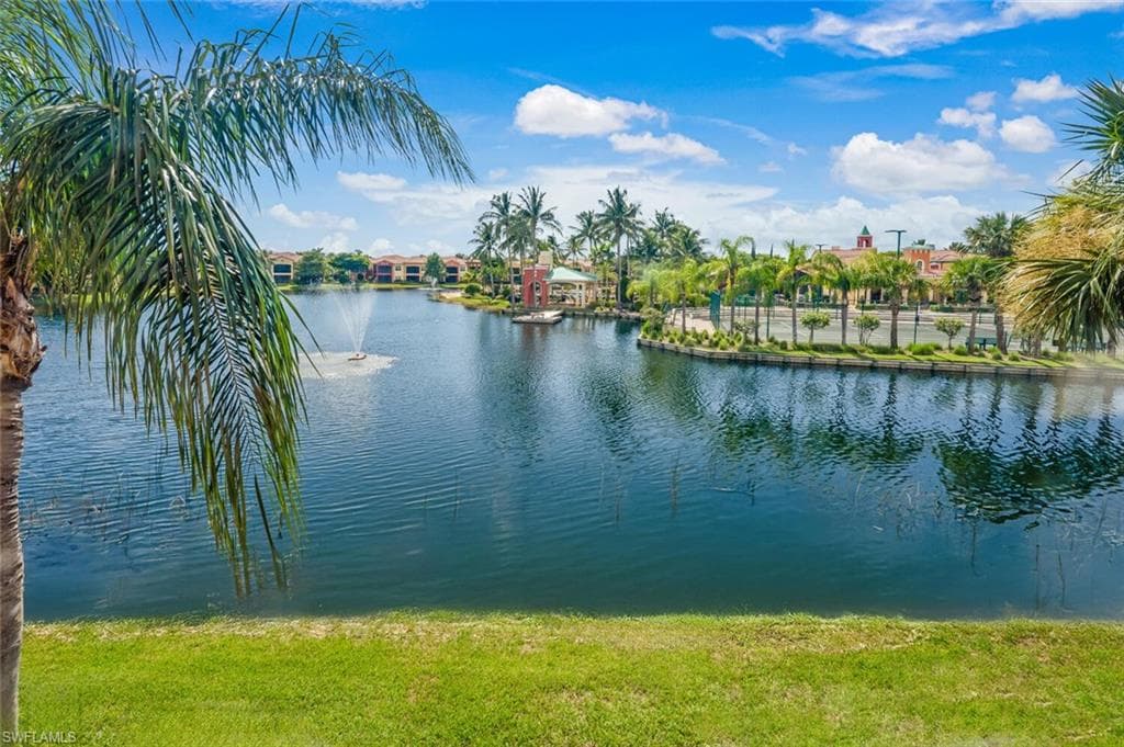 22310 Piazza Doria LN # 207, ESTERO FL 33928-29