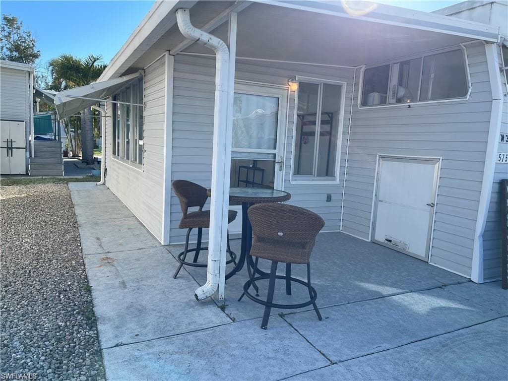 5753 Pink Panther DR, FORT MYERS FL 33908-19