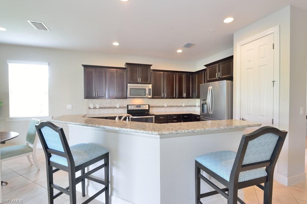 10271 Glastonbury CIR 102-10