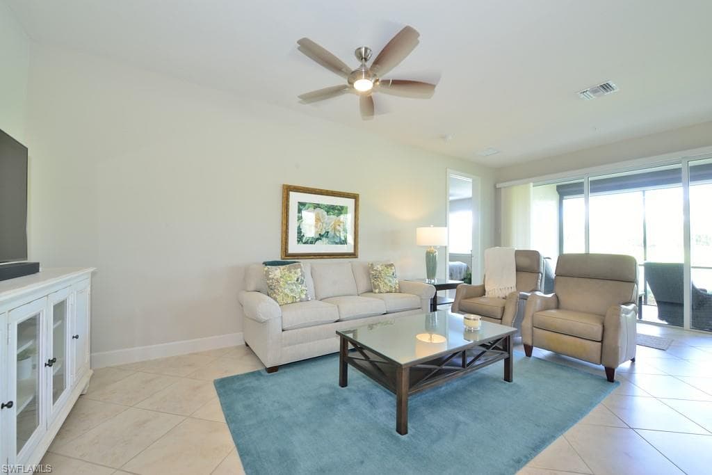 10271 Glastonbury CIR 102-3