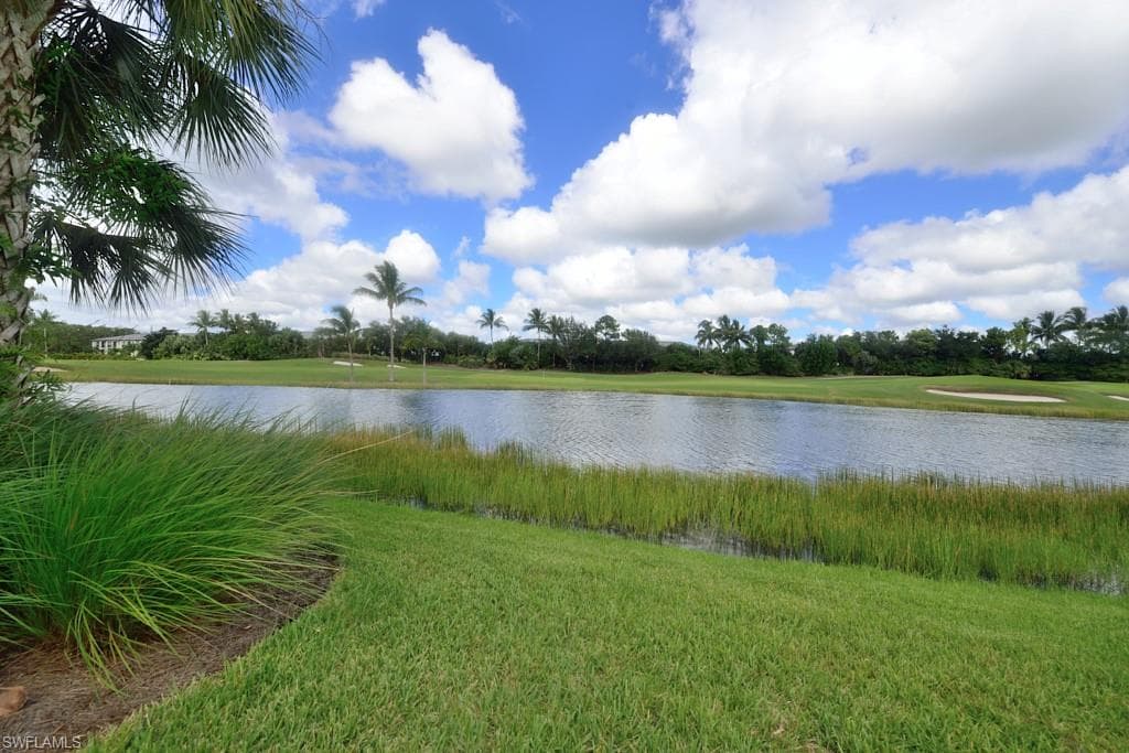 10271 Glastonbury CIR 102-7