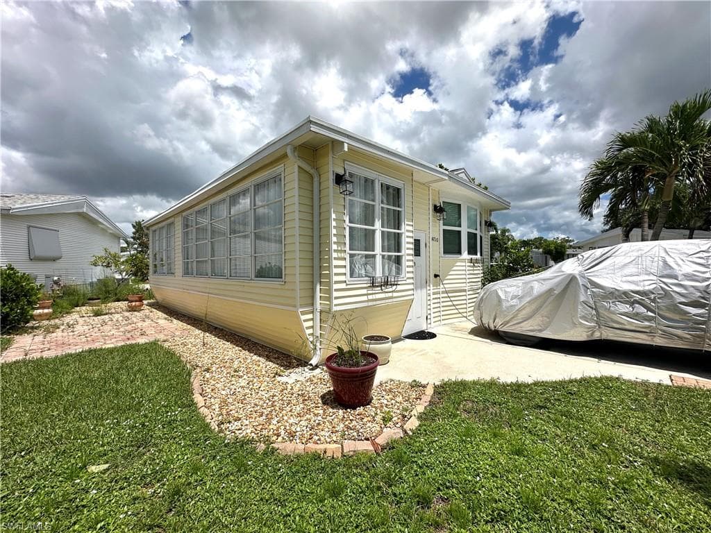 4710 Liberty LN W, ESTERO FL 33928-16