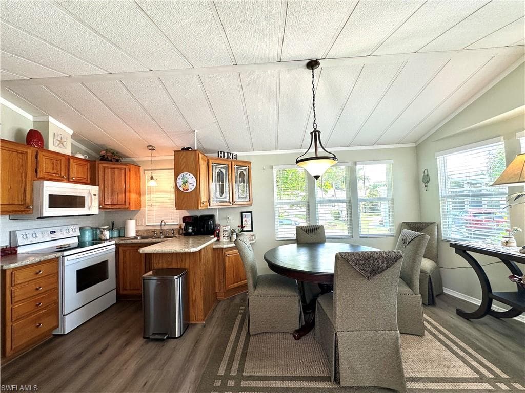 4710 Liberty LN W, ESTERO FL 33928-6