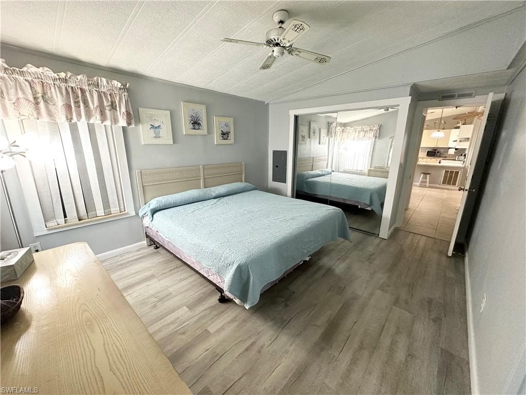 17511 Bryan CT, FORT MYERS BEACH FL 33931-12