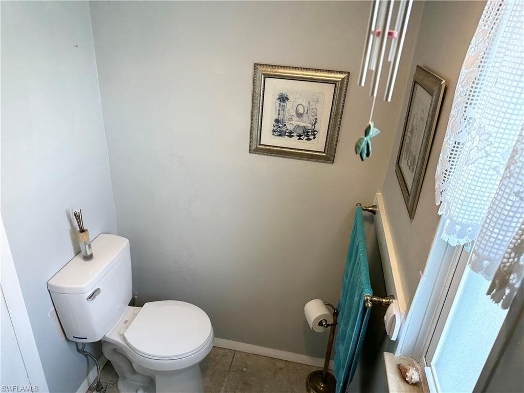 17511 Bryan CT, FORT MYERS BEACH FL 33931-16