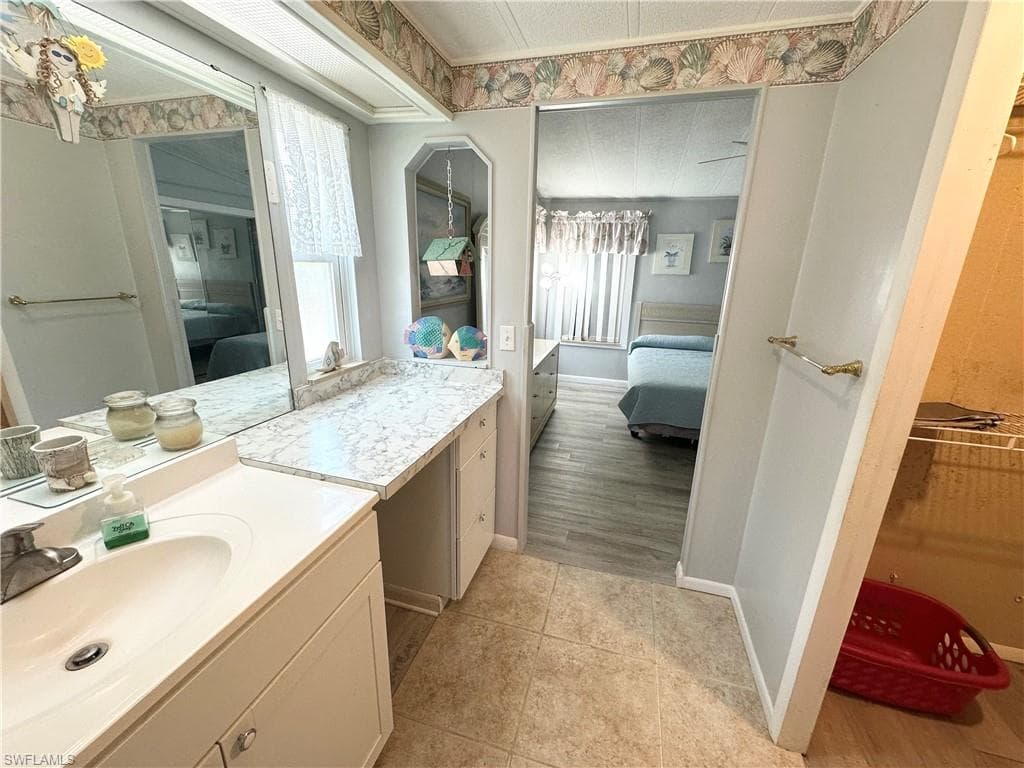 17511 Bryan CT, FORT MYERS BEACH FL 33931-15