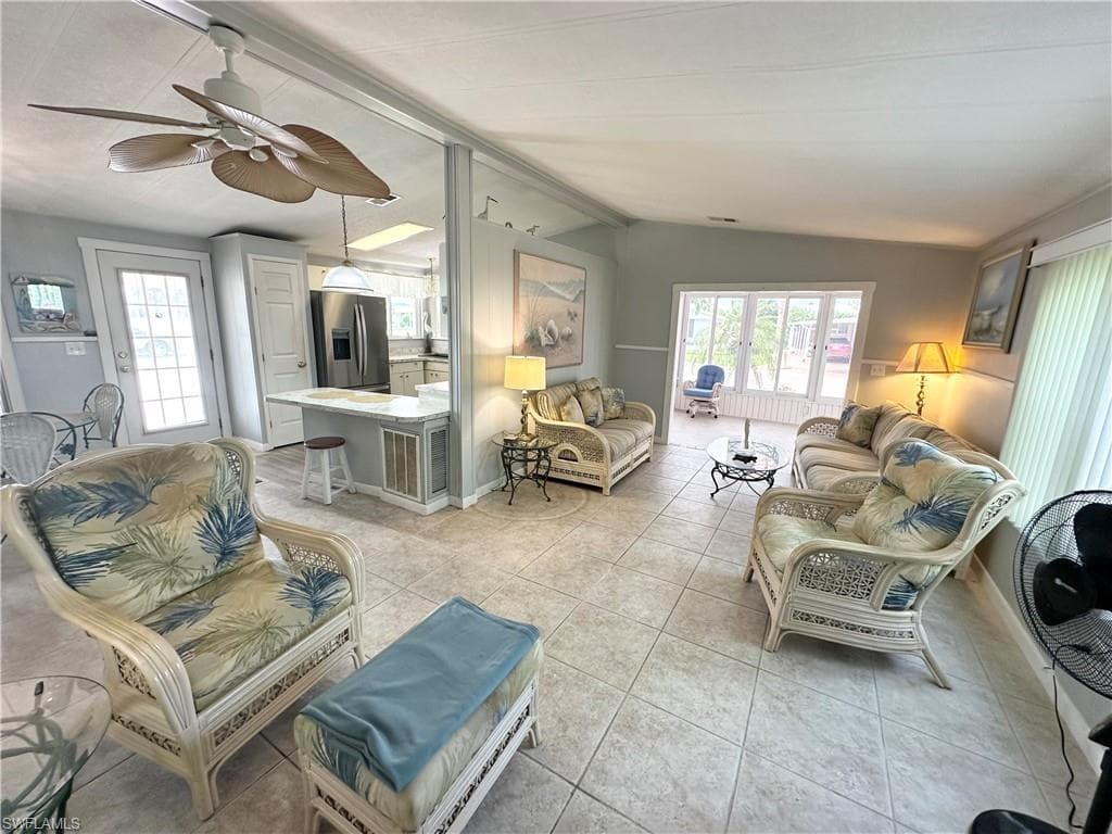 17511 Bryan CT, FORT MYERS BEACH FL 33931-8